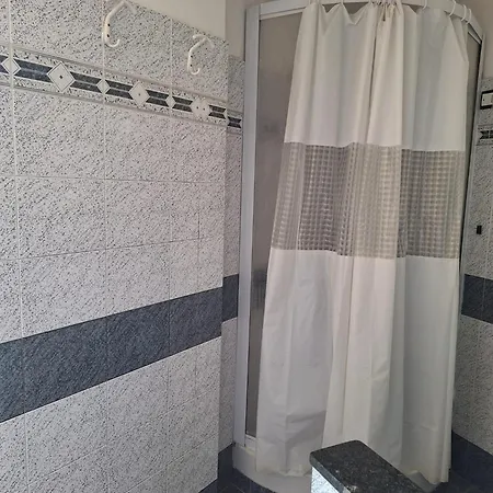 Panzió La Castagna *